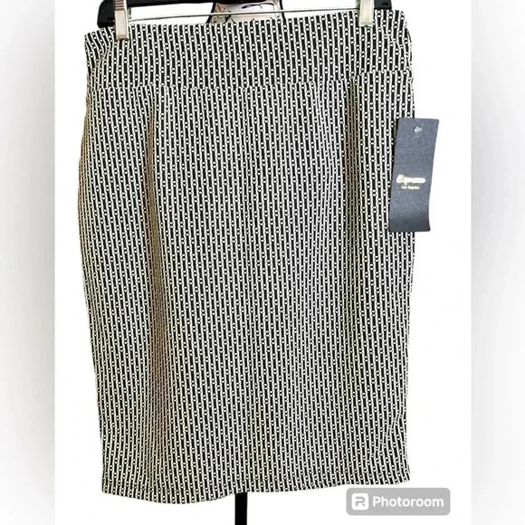 🆕 Black and White Pencil Skirt Size Large NWT - Picture 1 of 8